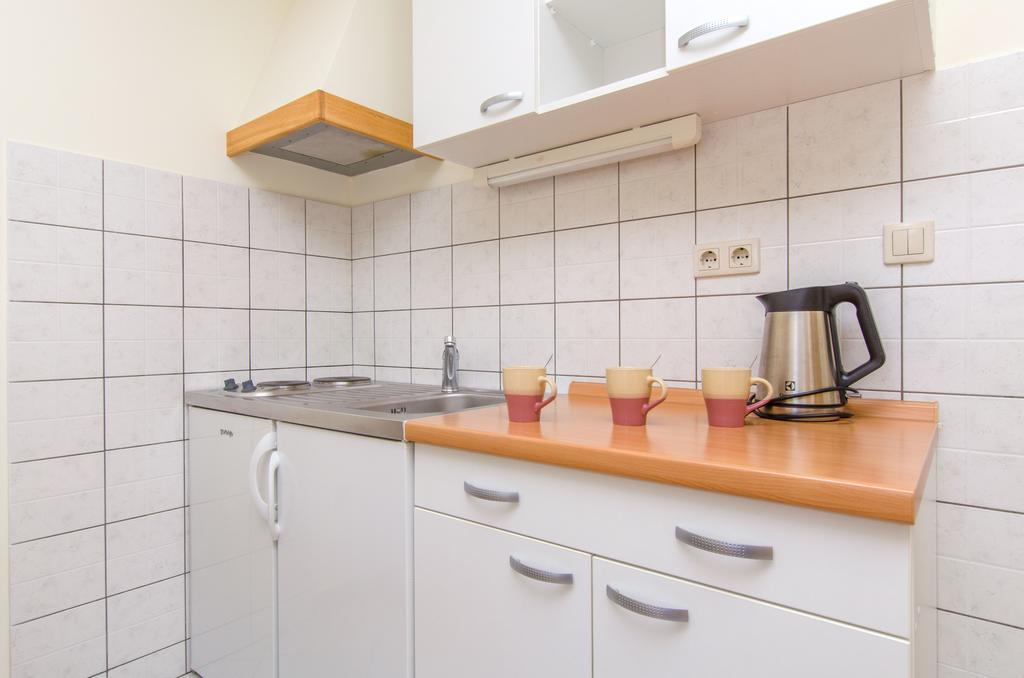 Apartments Zecic Omis Luaran gambar