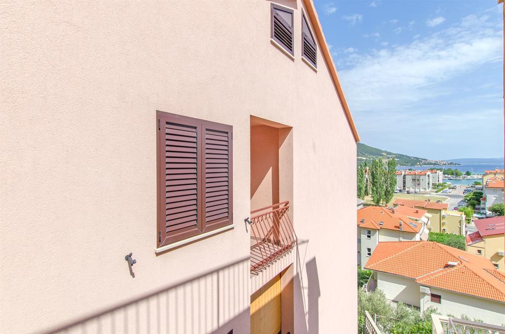 Apartments Zecic Omis Luaran gambar