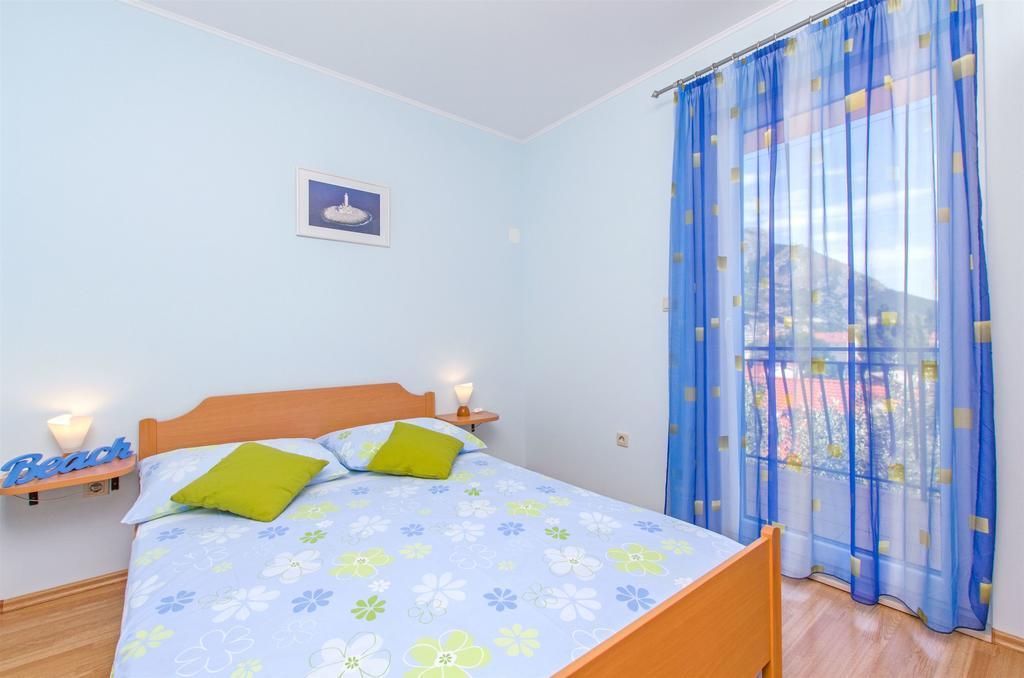 Apartments Zecic Omis Luaran gambar